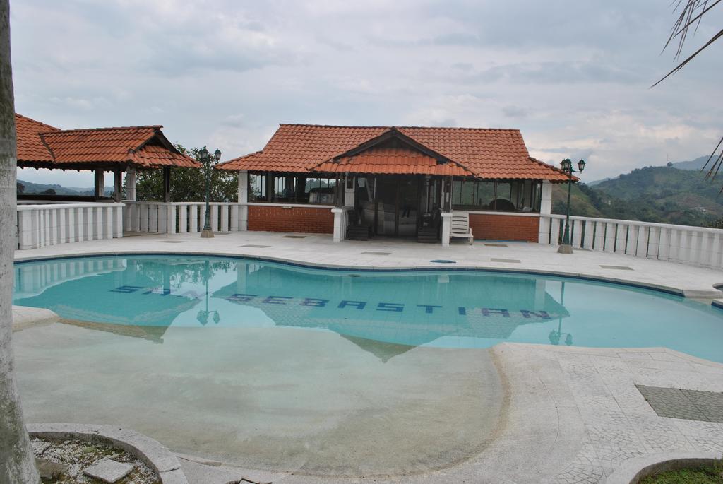 Hostal Don Bernardo Santa Rosa De Cabal Kültér fotó