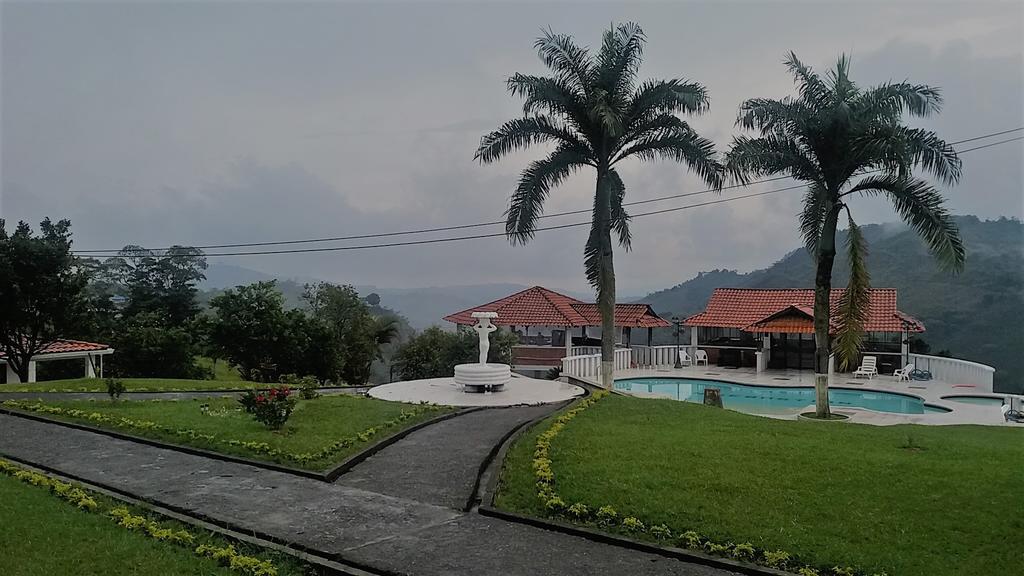 Hostal Don Bernardo Santa Rosa De Cabal Kültér fotó
