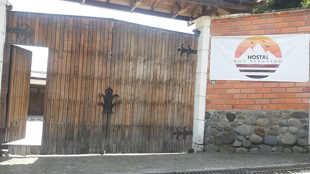 Hostal Don Bernardo Santa Rosa De Cabal Kültér fotó