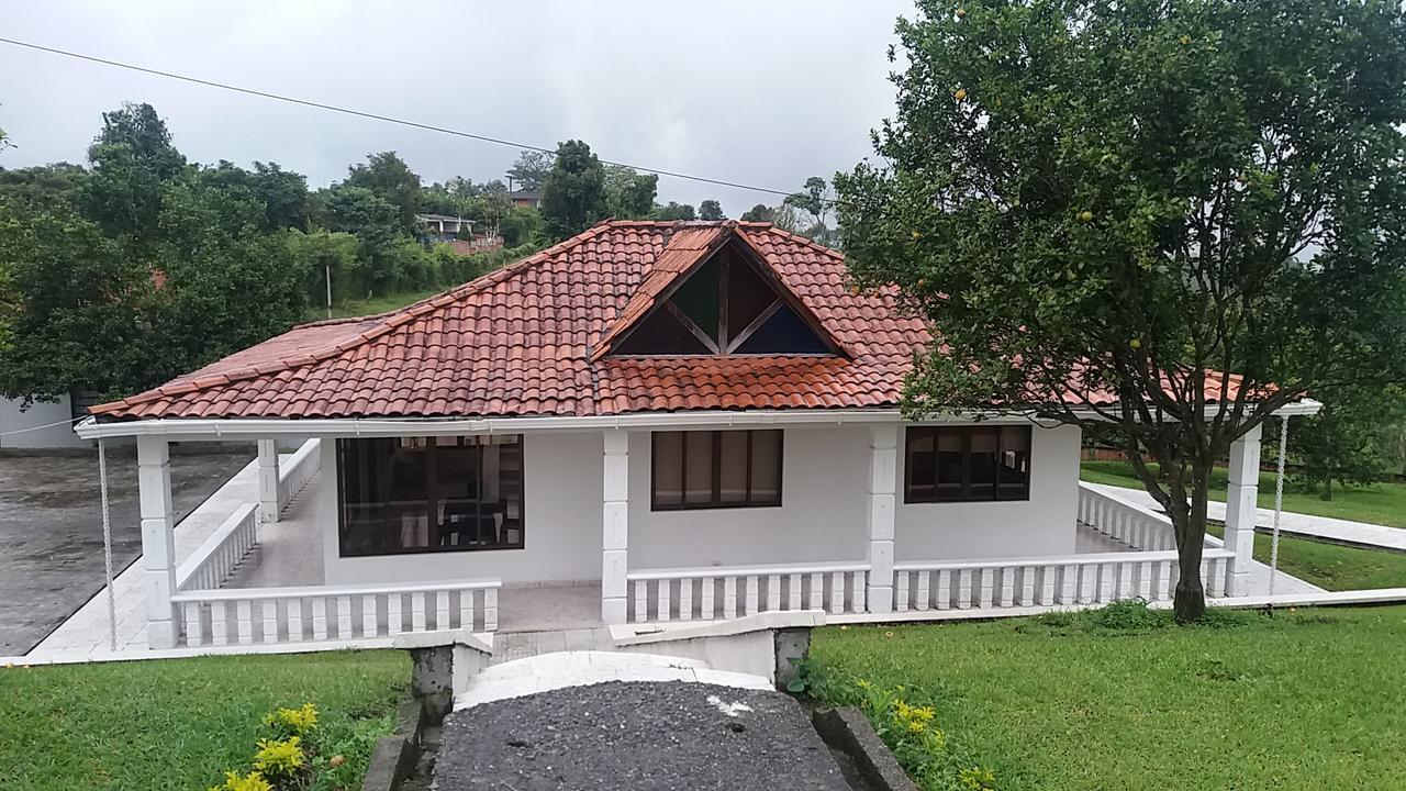 Hostal Don Bernardo Santa Rosa De Cabal Kültér fotó